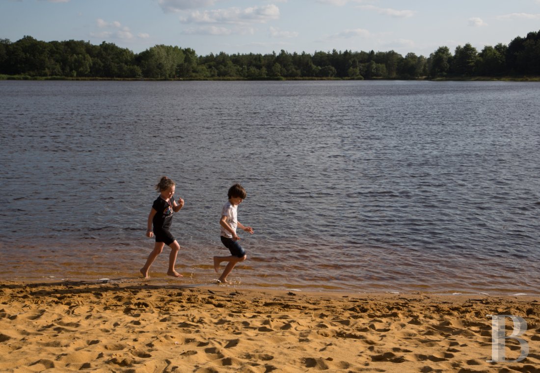 A country house rental for a year with access to the services and facilities of a large estate, an hour’s train ride from Paris in Touraine  - photo  n°27